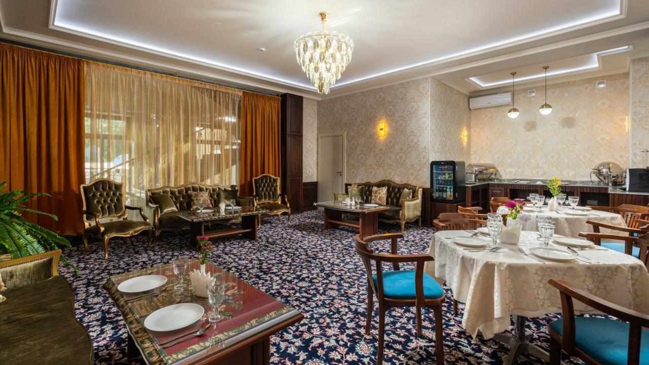 Aqua Hotel Tashkent Exterior foto