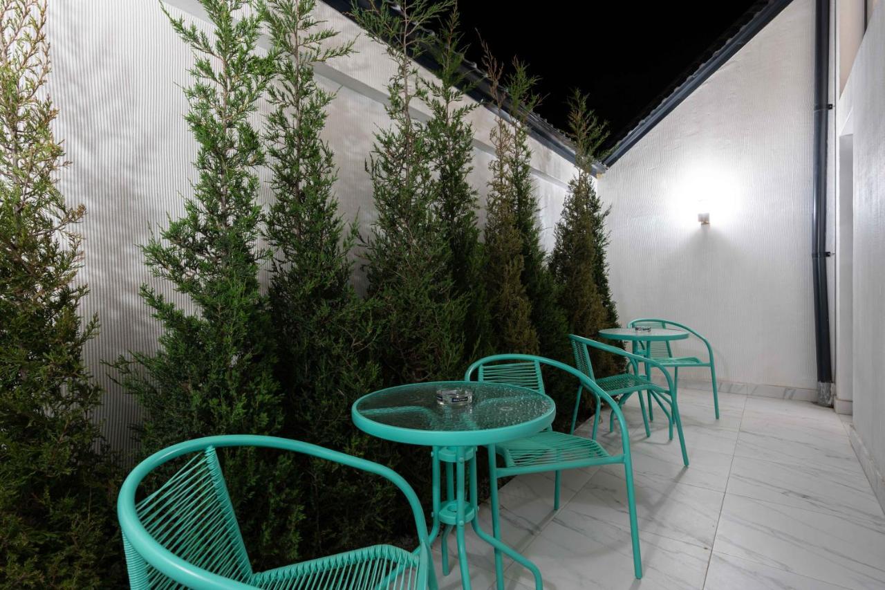 Aqua Hotel Tashkent Exterior foto